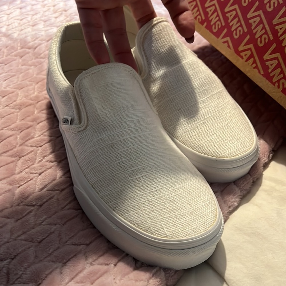 White linen slip on Vans - Picture 3 of 5